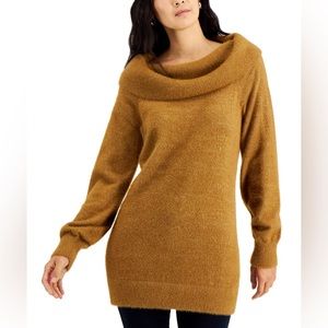 NWT INC soft cowl neck sweater✨✨